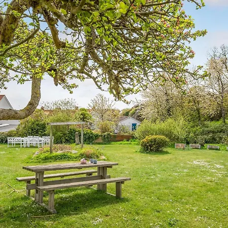 1 Bedroom Gorgeous In *