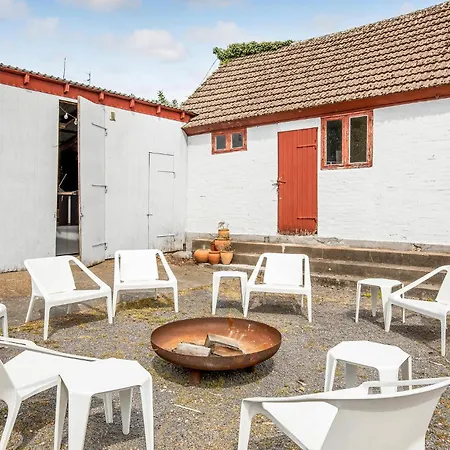 1 Bedroom Gorgeous In